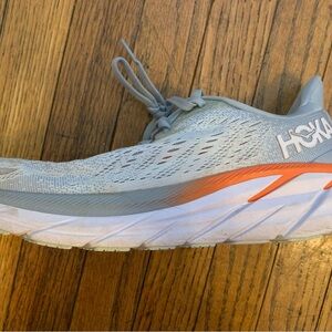 Hoka One One Clifton 8 sneakers